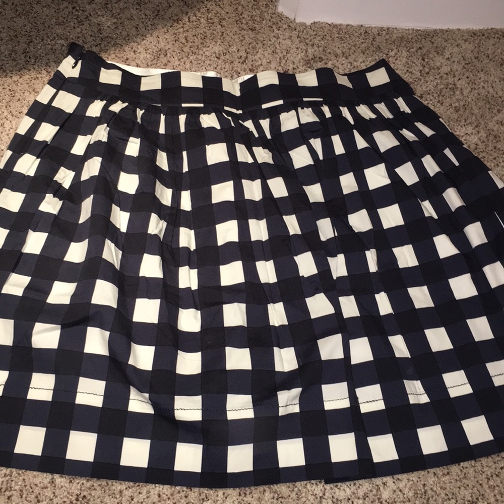 High waisted skirt